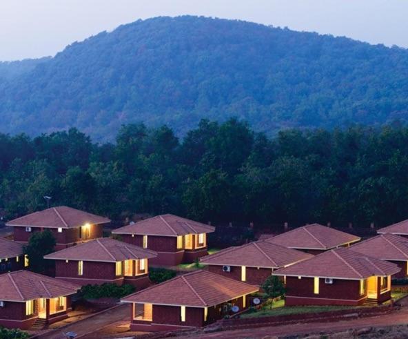 Regenta Resort Mango Village Guhagar Kudan Bagian luar foto